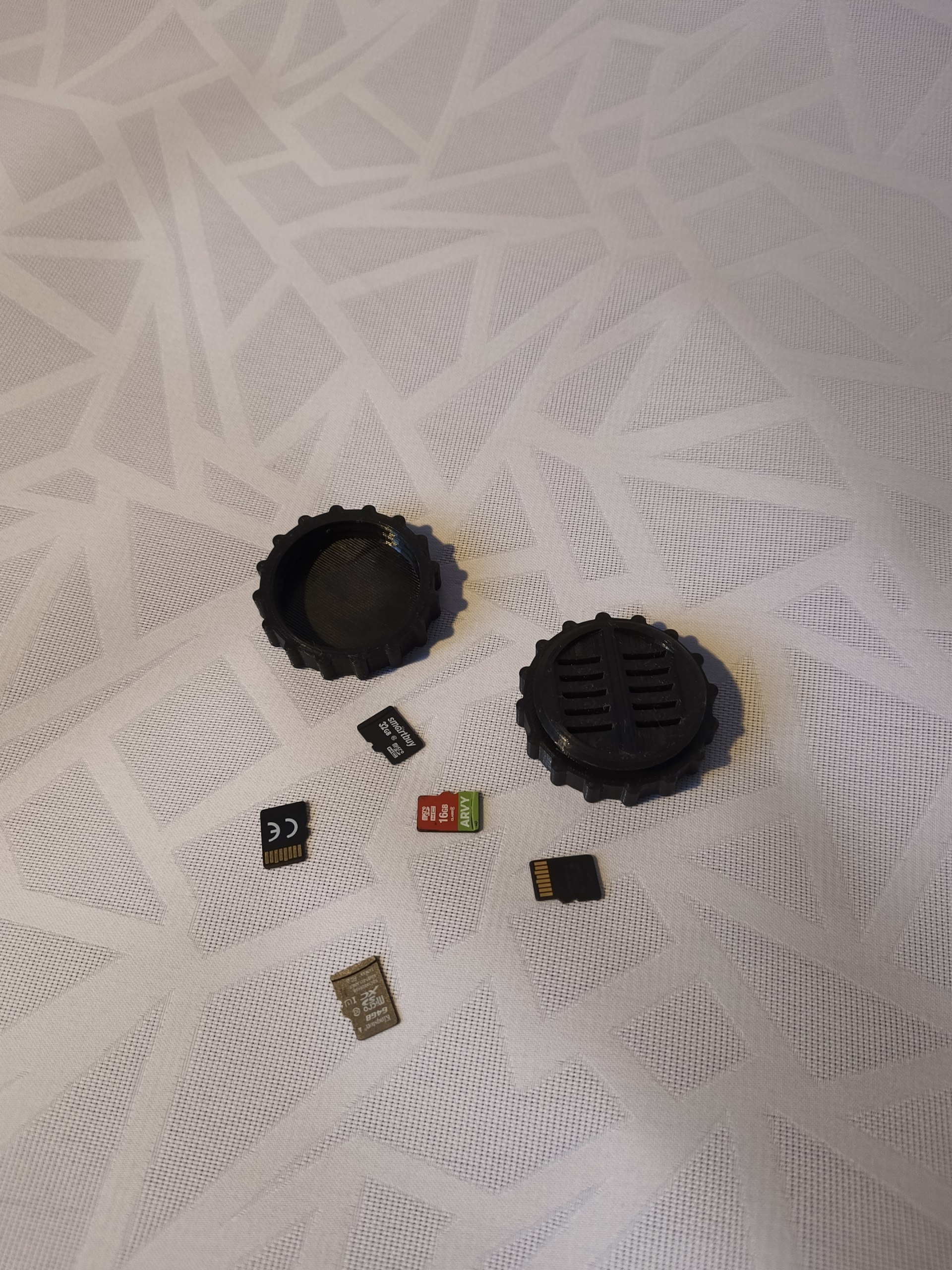 Кейс для MicroSD